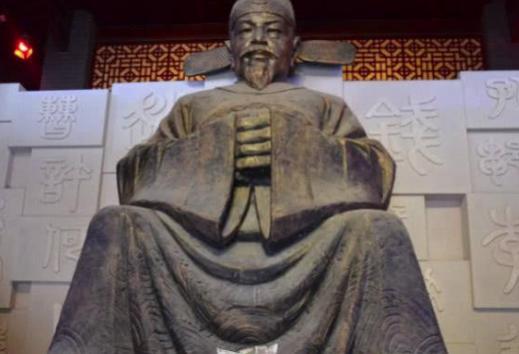 <a href=https://www.lishiji.cn/lishi/51/ target=_blank class=infotextkey>朱棣</a><a href=https://www.lishiji.cn/lishi/6567/ target=_blank class=infotextkey>打仗</a>要花钱，为什么要抄<a href=https://www.lishiji.cn/lishi/8091/ target=_blank class=infotextkey>大臣</a>的家？