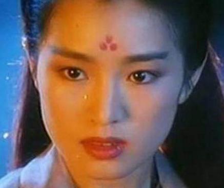 古代女子额头上画的是什么 里面有什么特殊意义吗 古代女子额头上画的是什么 里面有什么特殊意义吗