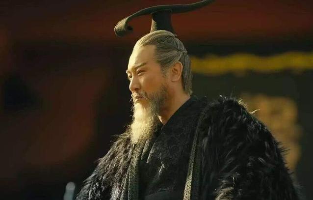 明明有自己的儿子与亲信,陶谦为什么要把徐州让给刘备? 明明有自己的儿子与亲信,陶谦为什么要把徐州让给刘备?