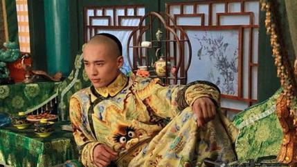满清颁布了三条命令中为什么剃发令和易服令都可以 唯独缠足不行呢 满清颁布了三条命令中为什么剃发令和易服令都可以 唯独缠足不行呢