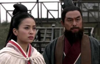 秦献公好不容易夺来的函谷关，秦孝公为什么主动还回去？