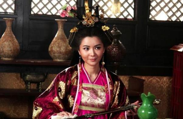 张丽华10岁就入宫,最后30岁因太美被杀 张丽华10岁就入宫,最后30岁因太美被杀