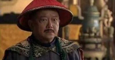 和珅被乾隆专宠几十年，为什么没能躲过嘉庆的赐死？