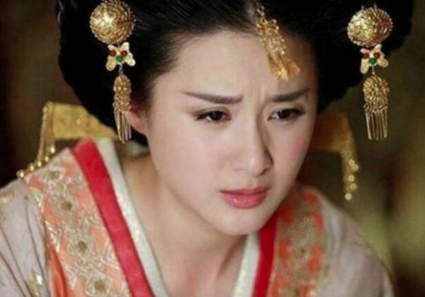 汉武帝身边最受宠的两位妃子，为何一见面就掉头离开？