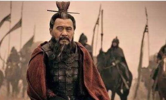 曹操麾下的智囊团有多厉害？是曹操乱世称雄的最大凭仗
