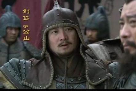 历史上的潘凤到底是什么样 真的和演义中的一样吗 历史上的潘凤到底是什么样 真的和演义中的一样吗