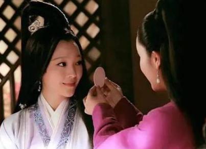 古代后宫的宫斗到底有多残酷？嫔妃争宠争斗害新人！