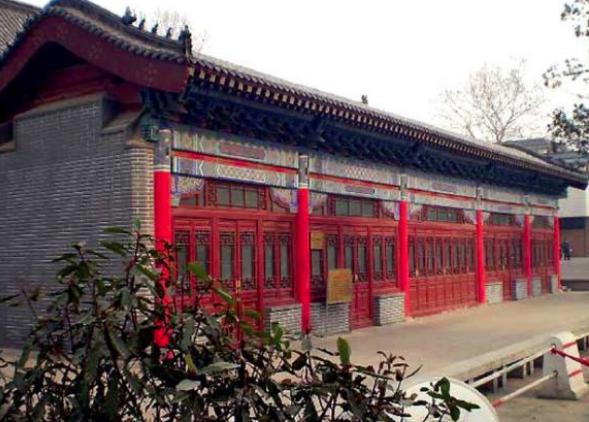 同样都是清朝巡抚，山东巡抚为什么高出一个级别？