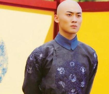 乾隆在明知子嗣不多的情况下还过继儿子 仅仅是政治作秀那么简单吗 乾隆在明知子嗣不多的情况下还过继儿子 仅仅是政治作秀那么简单吗