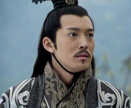 甘宁：早年当过土匪强盗，后来跻身东吴猛将之列