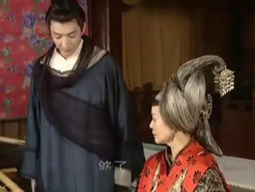 宋之问：想爬上龙床的诗人，还给武则天写情诗