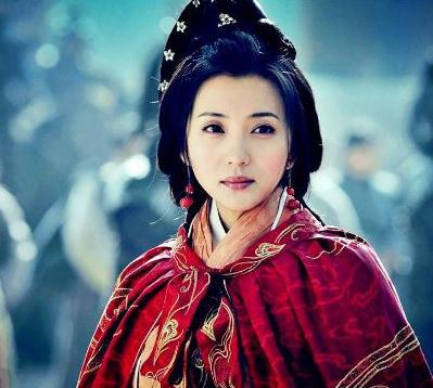 曹操如此喜欢美女为何不霸占貂蝉 只因为曹操发现一个秘密 曹操如此喜欢美女为何不霸占貂蝉 只因为曹操发现一个秘密