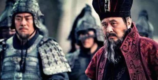 此人谋略胜过司马懿,曹丕想用却被曹操处死 此人谋略胜过司马懿,曹丕想用却被曹操处死
