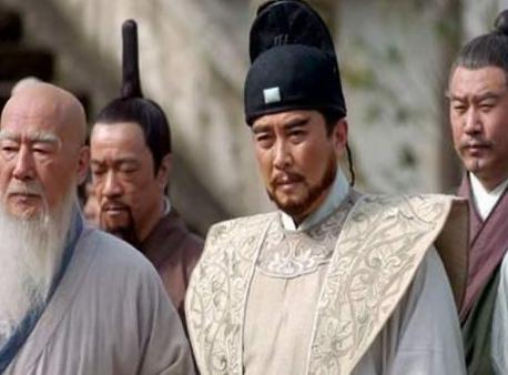朱棣为什么冒天下之大不韪要以藩王身份造反 只因为朱元璋的一条祖训 朱棣为什么冒天下之大不韪要以藩王身份造反 只因为朱元璋的一条祖训