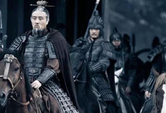 都说刘备假仁义，诸葛亮那么聪明看不出来假仁义？