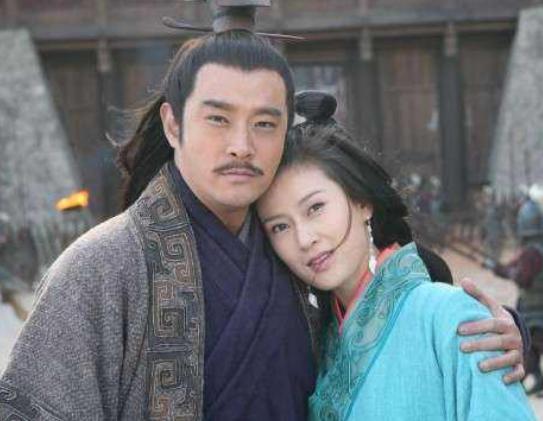 周瑜一生功勋卓著，孙权为什么不给他封侯呢？