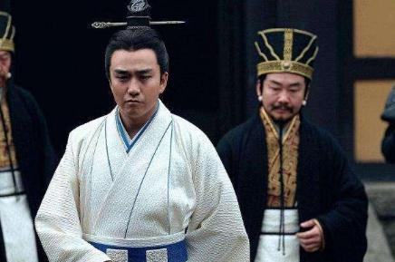 孔融到底做了什么遭惹到曹操 曹操为什么会杀死孔融一家呢