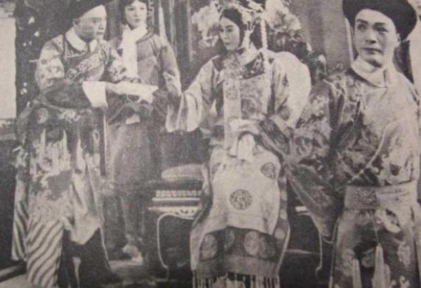 清朝时期，被“黄袍加身”的太监有几个？
