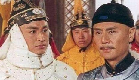 鳌拜害怕多尔衮?他们之间有何故事? 鳌拜害怕多尔衮?他们之间有何<a href=https://www.lishiji.cn/lishi/1171/ target=_blank class=infotextkey>故事</a>?