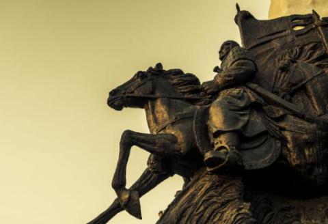 太子怀里的画为什么能让朱元璋痛哭不已?画里画了什么? 太子怀里的画为什么能让朱元璋痛哭不已?画里画了什么?