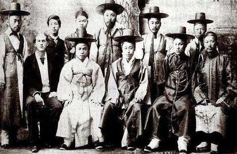 韩国古装剧背景为什么大多在李氏朝鲜时期？原因是什么