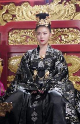 古代皇宫中有一位外国宫女,最终还成了皇后 古代皇宫中有一位外国宫女,最终还成了皇后