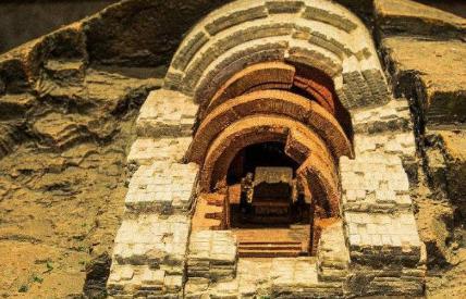 古代最后一个工匠是怎么离开机关重重的皇陵的 看看孙殿英怎么说