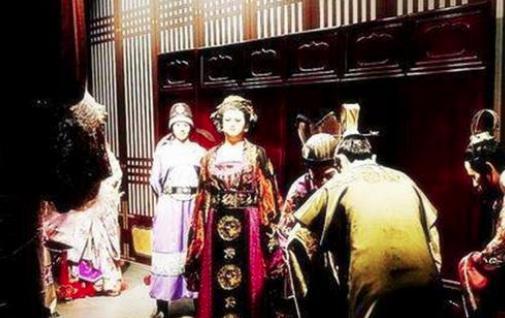 武则天上位后,面临最大的难题是什么? 武则天上位后,面临最大的难题是什么?