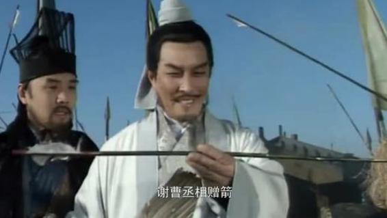 诸葛亮草船借箭时，曹军为什么不放火箭？