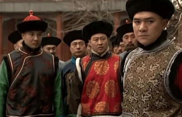 雍正登基后,胤禩在大臣墓碑上刻下了哪八个字? 雍正登基后,胤禩在大臣墓碑上刻下了哪八个字?