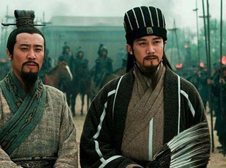 卧龙和凤雏作为三国数一数二的大谋士 司马懿的绰号到底叫什么