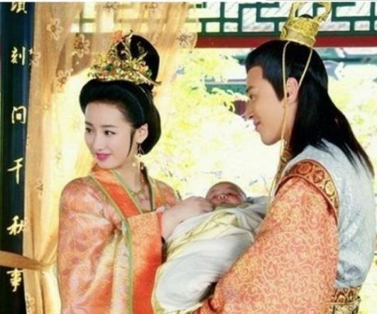 万贞儿35岁时嫁18岁皇帝,被皇帝宠爱一生 万贞儿35岁时嫁18岁皇帝,被皇帝宠爱一生