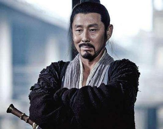 汉朝三老制度是什么？皇帝都要给他们倒酒夹菜？