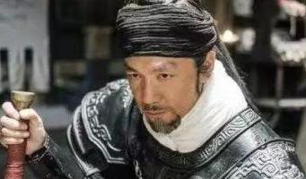 历史告诉我们不要随便评价一个人!杜甫曾在此人身上栽了个跟斗! 历史告诉我们不要随便评价一个人!杜甫曾在此人身上栽了个跟斗!