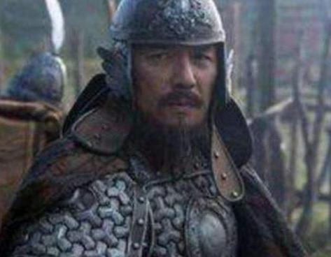 他为何带兵打自己人？背后真相也是身不由己