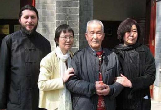 俄罗斯人为什么会加入清朝队伍为大清卖命?中国有俄罗斯人的后裔吗? 俄罗斯人为什么会加入清朝队伍为大清卖命?中国有俄罗斯人的后裔吗?