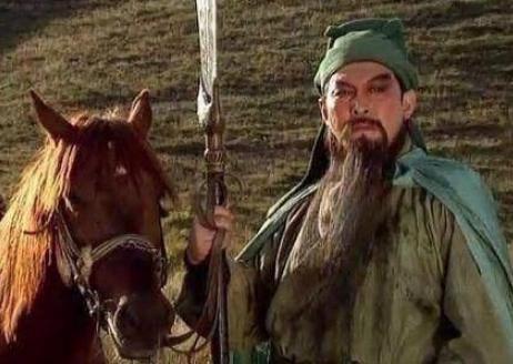 关羽丢城失地和诸葛亮有责任吗？