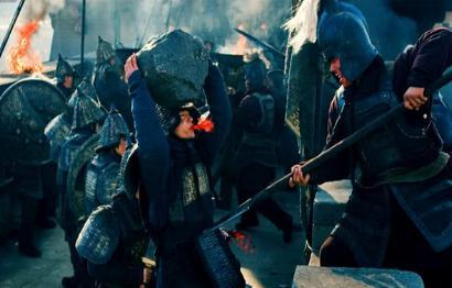 刘备为什么不去救关羽 而是眼睁睁的看着他送死呢