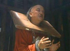乾隆一死和珅被赐死，跟和珅一起的纪晓岚怎么样了？