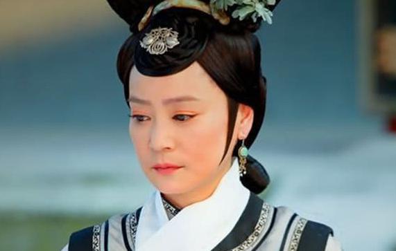 50岁的她还被<a href=https://www.lishiji.cn/lishi/420/ target=_blank class=infotextkey>康熙</a><a href=https://www.lishiji.cn/lishi/5364/ target=_blank class=infotextkey>翻牌子</a>,<a href=https://www.lishiji.cn/lishi/1272/ target=_blank class=infotextkey>儿子</a><a href=https://www.lishiji.cn/lishi/263/ target=_blank class=infotextkey>雍正</a>当上<a href=https://www.lishiji.cn/lishi/433/ target=_blank class=infotextkey>皇帝</a>后,她竟选择自尽?