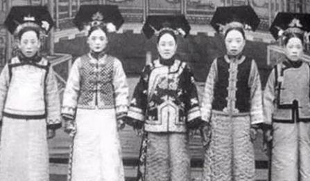 清朝后宫选秀到底是什么样 并没有想象中的那么简单 清朝后宫选秀到底是什么样 并没有想象中的那么简单