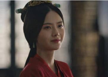 三国时期的甄姬是谁 一位生于乱世却如娇花般绽放的女子 三国时期的甄姬是谁 一位生于乱世却如娇花般绽放的女子