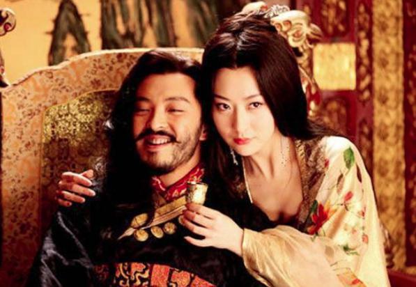 古代皇帝的生活有多奢华，宫女抢着洗龙沟