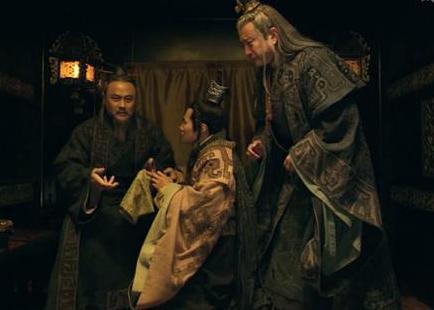 胡亥上位时赵高已经大权在握 为什么他会被子婴轻易的杀害呢 胡亥上位时赵高已经大权在握 为什么他会被子婴轻易的杀害呢