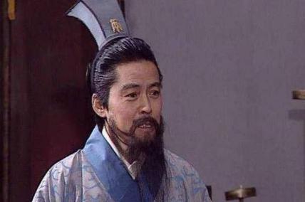 袁绍本来可以和曹操一样可以挟天子以令诸侯 他为什么不这么做呢 袁绍本来可以和曹操一样可以挟天子以令诸侯 他为什么不这么做呢