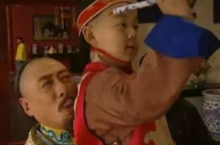 康熙第一次见乾隆是什么时候?为什么康熙会惊讶? 康熙第一次见乾隆是什么时候?为什么康熙会惊讶?