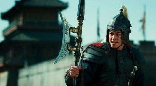 三国中吕布活着的时候，关羽为什么不“狂”？真实原因是？