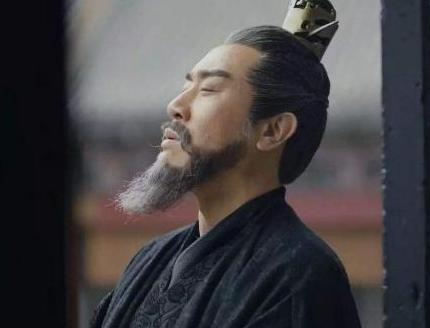 刘备和吕布之间到底发生了什么 刘备为什么要对吕布落井下石呢 刘备和吕布之间到底发生了什么 刘备为什么要对吕布落井下石呢