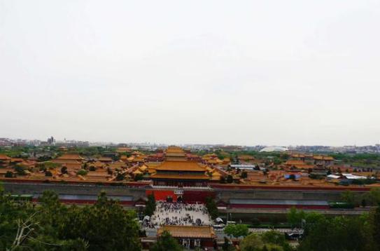 嘉庆时期的皇宫防卫有多差？<a href=https://www.lishiji.cn/lishi/8023/ target=_blank class=infotextkey>百姓</a>竟然能够轻而易举进皇宫！