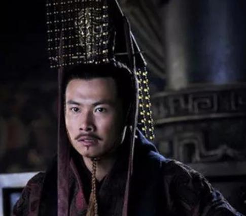 曹丕称帝以后，他和曹植的关系怎么样？